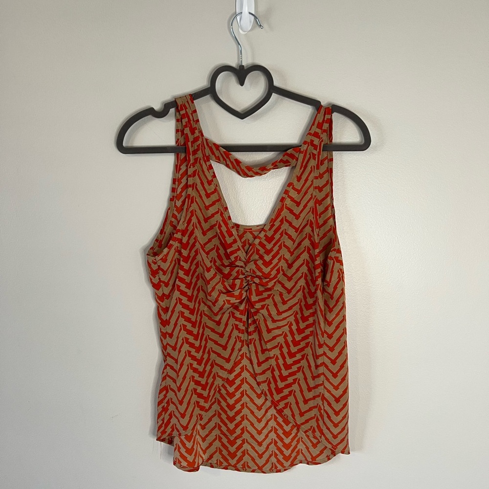 Multicolored Red an tan top